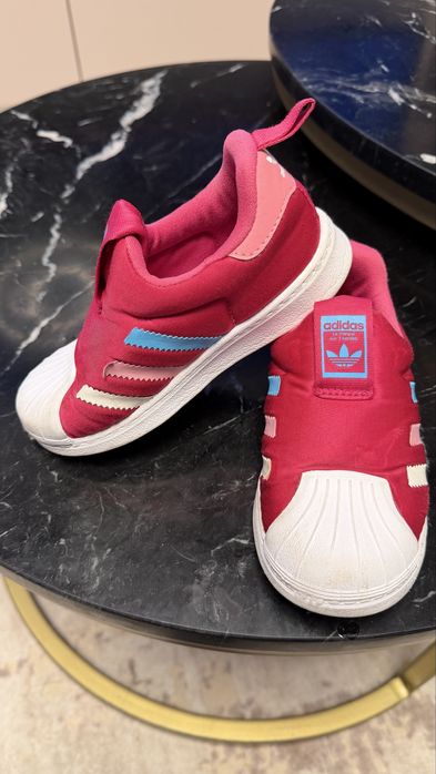 Adidasi Adidas nr 26