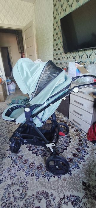Продам детскую коляску
