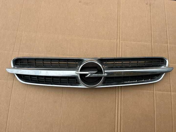 Решетка радиатора OPEL Vectra C