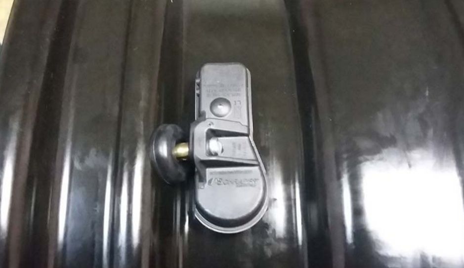 Датчики давления шин в наличии