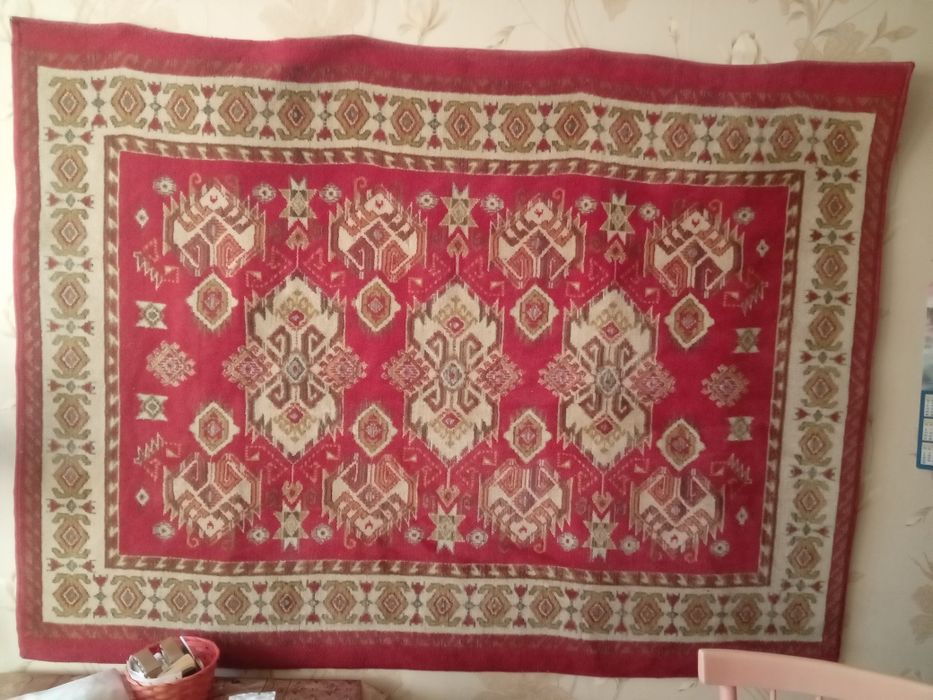Продам шерстяной ковер
