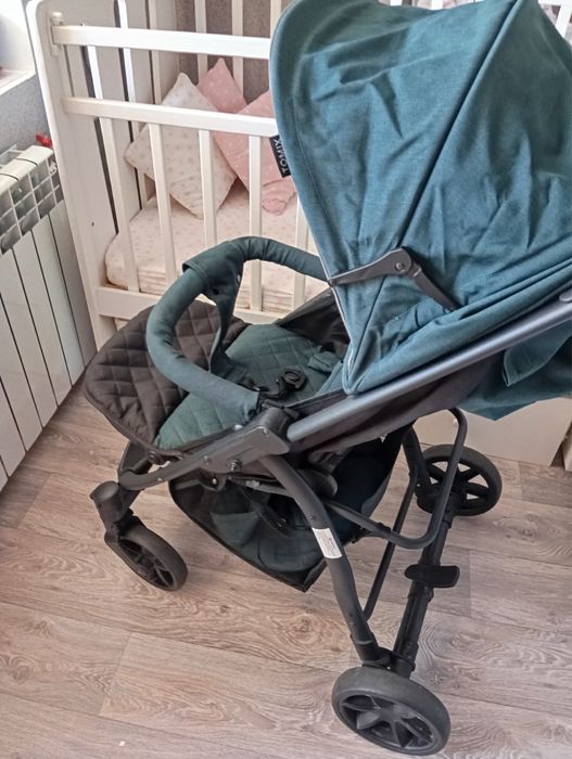 Продам коляску Tomix