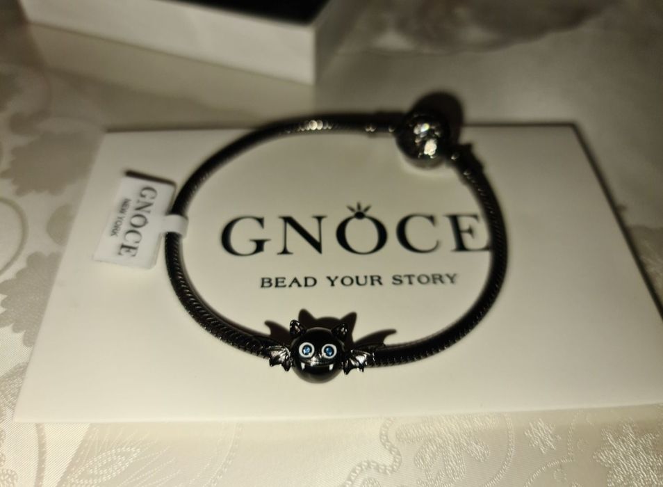 Gnoce bracelet & bat charm