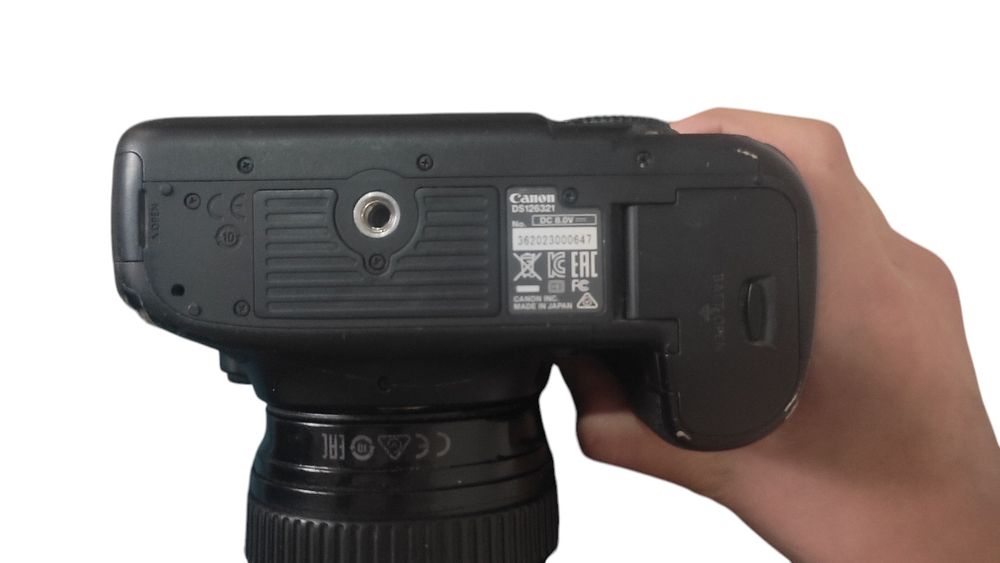 5d mark 3 sotiladi + 24-105 obektiv bilan srochno
Holati ideal
Koropka