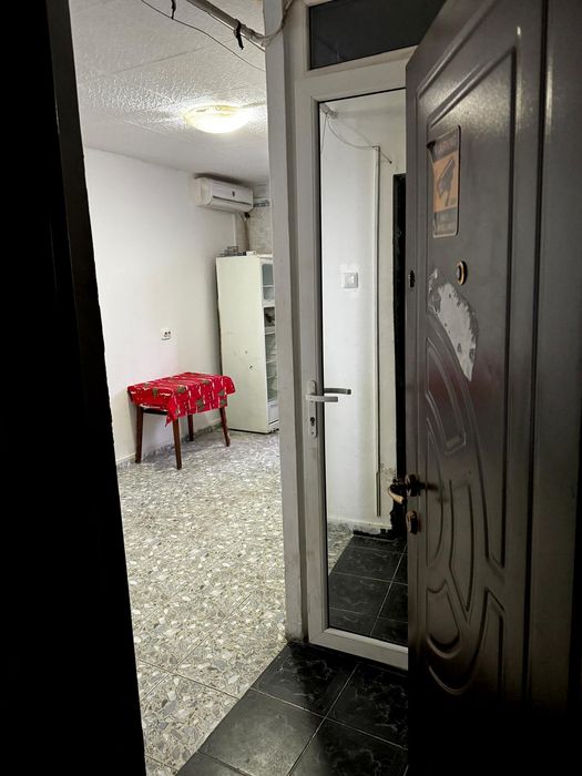 Vând garsoniera Iacob Andrei Ferentari