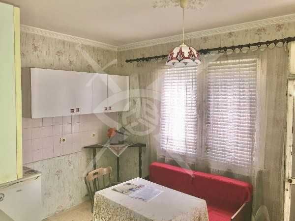 Продава се Тристаен апартамент в Бургас, Възраждане - 92 кв.м за 998 €/кв.м - Снимка #4