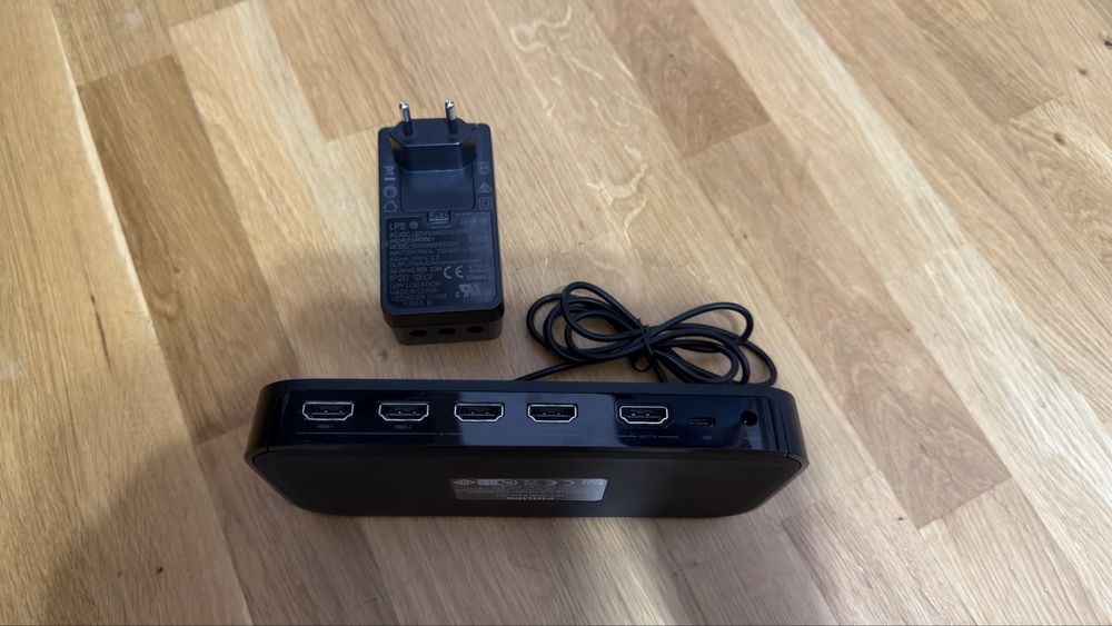 PHILIPS Hue HDMI Sync box 4K