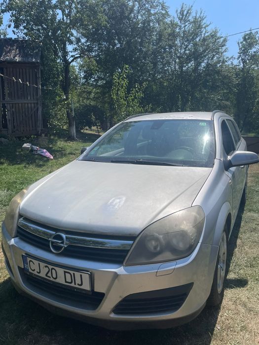 Vând Opel Astra H