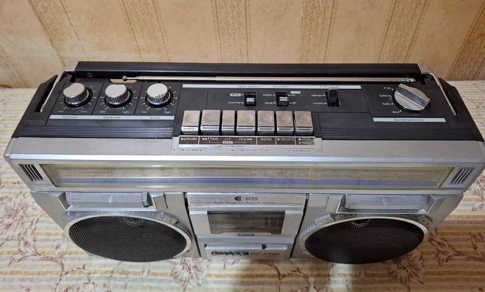 Магнитола  Sharp GF-6363