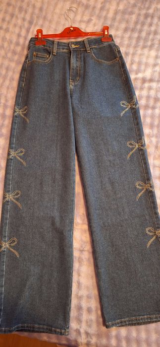 Различни модели дънки