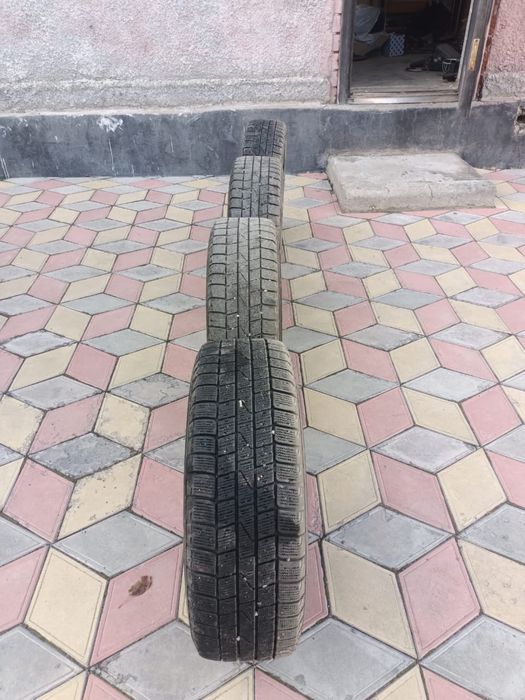 Зимние шины 185/65/15