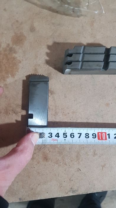 Резцы для резьбонарезного станка