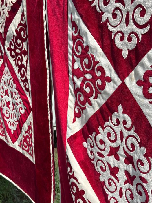 Жаңа көрпе-көпшік тыстарын сатамын