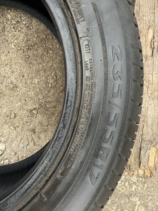 2 броя Летни гуми Avon 235/55 R17 Dot 3722 ном 222