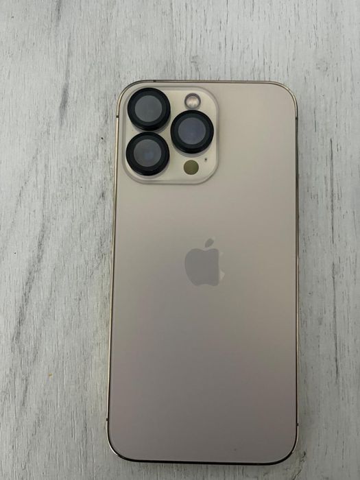 Продам айфон 13 про