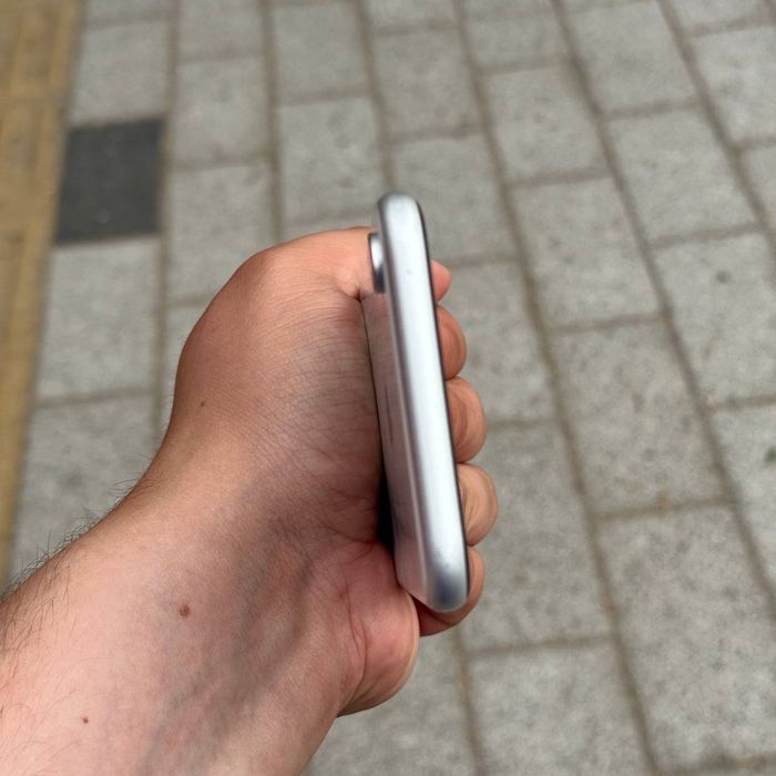 Iphone xr 64gb 115$ srocni