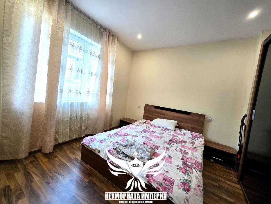 Продавам тристаен апартамент с площ от 68кв.м. на първи етаж с 1/2 от двор 315кв.м. в гр.Асеновград, квартал Зъбче - снимка 10
