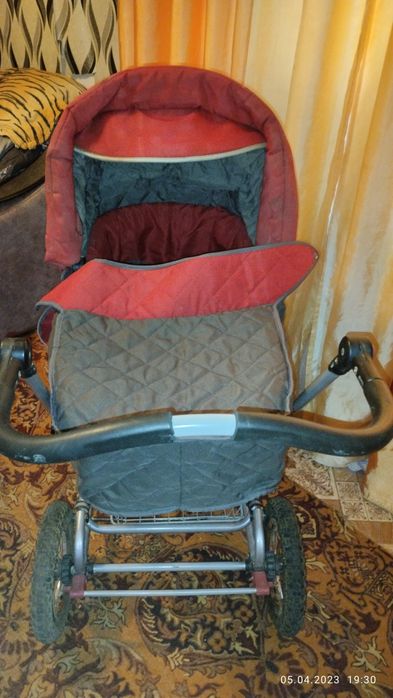 Продам коляску зима-лето