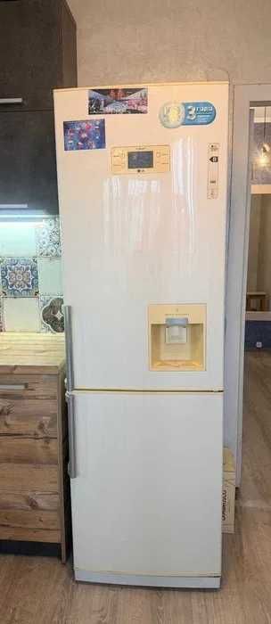 Продам холодильник