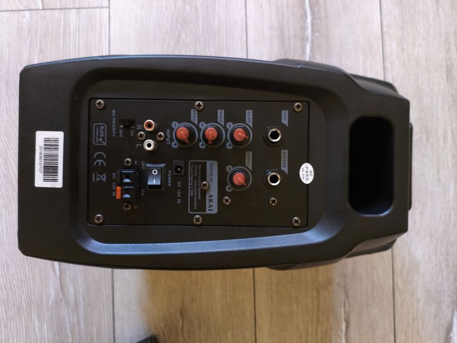 Продавам Тонколона AKAI