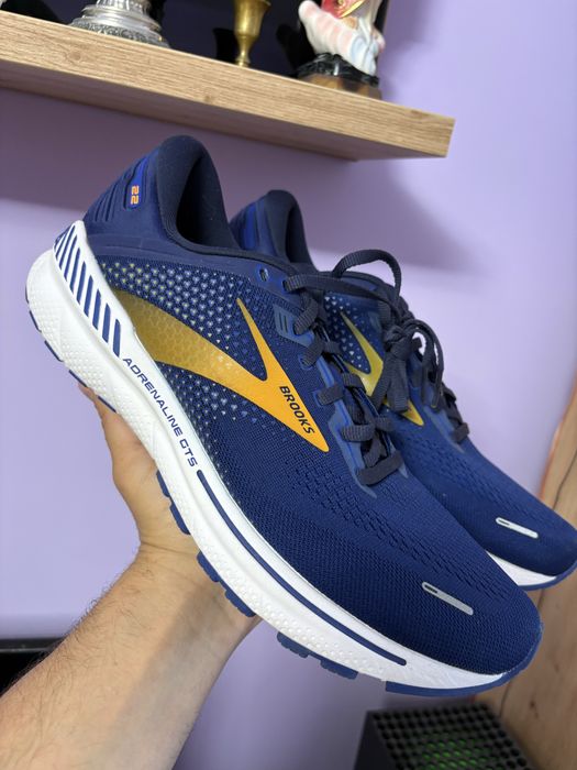 Adidasi brooks adrenalin 22
