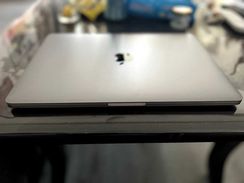 КАТО НОВ!!! Apple MacBook Pro 13" M1 8RAM 256GB Touch Bar Silver