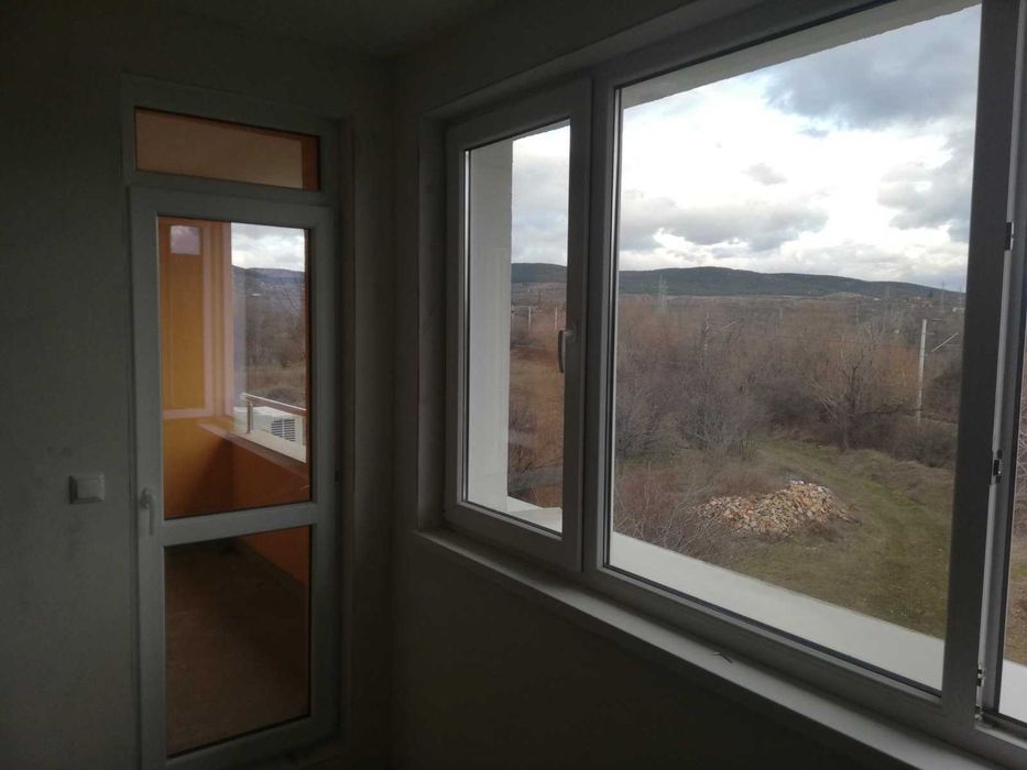 Продава се Двустаен апартамент в Стара Загора, Самара 3 - 63 кв.м за 983 €/кв.м - Снимка #2