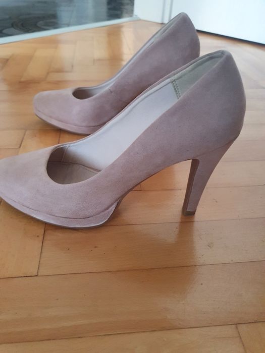 Дамски токчета бежови нови