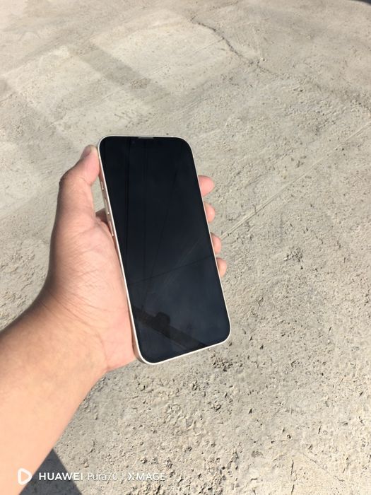 iPhone 13 128gb.