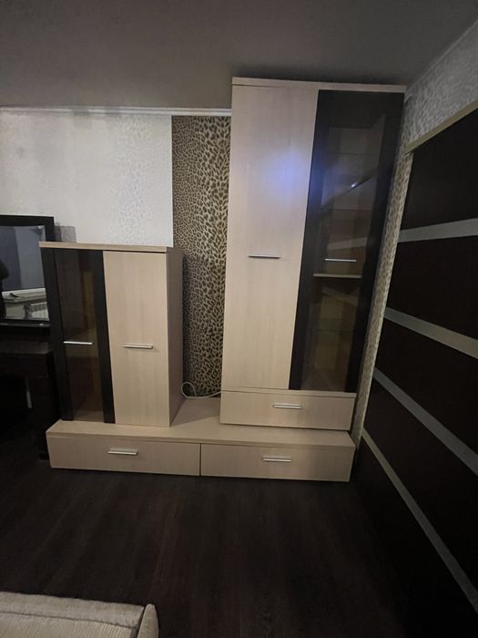 Продам мебель б/у срочно