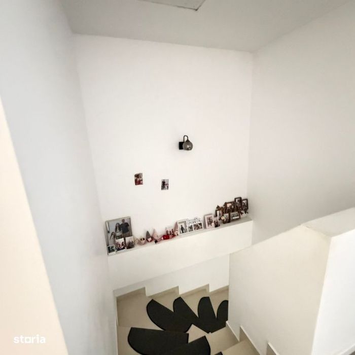 Casa/Vila Bragadiru-Cristalului 4 camere/mobilata