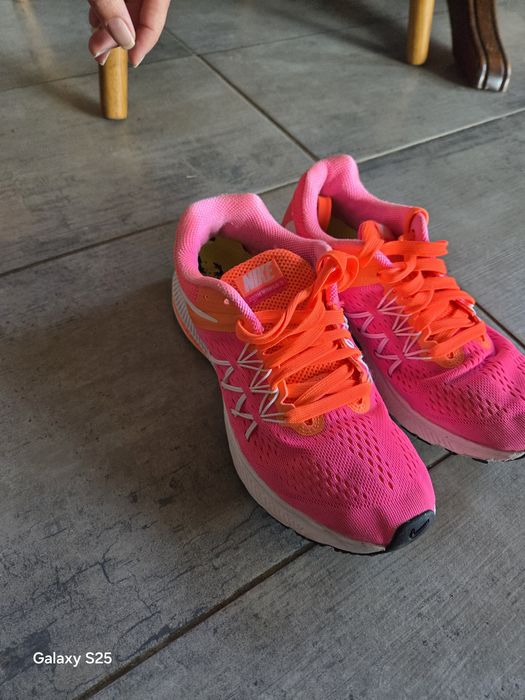 Оригинални маратонки nike