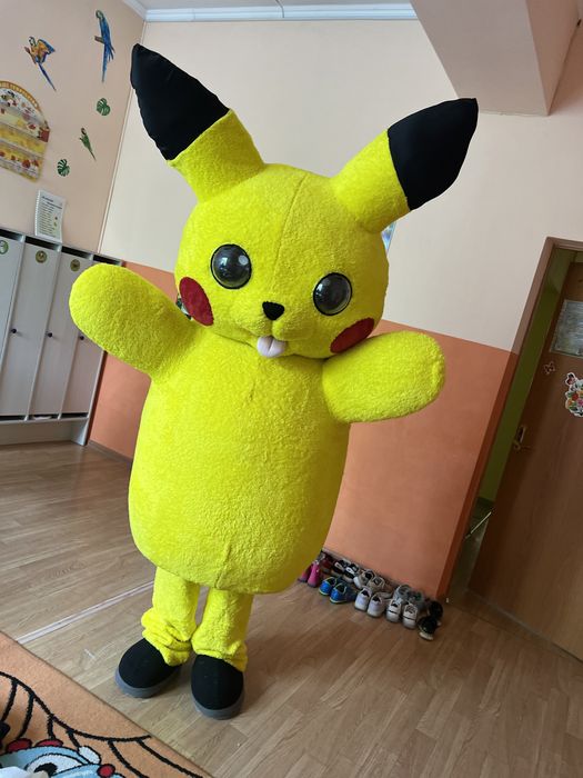 Ростовая кукла пикачу