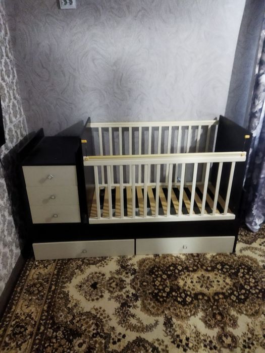 Продаётся манеж с матрасом