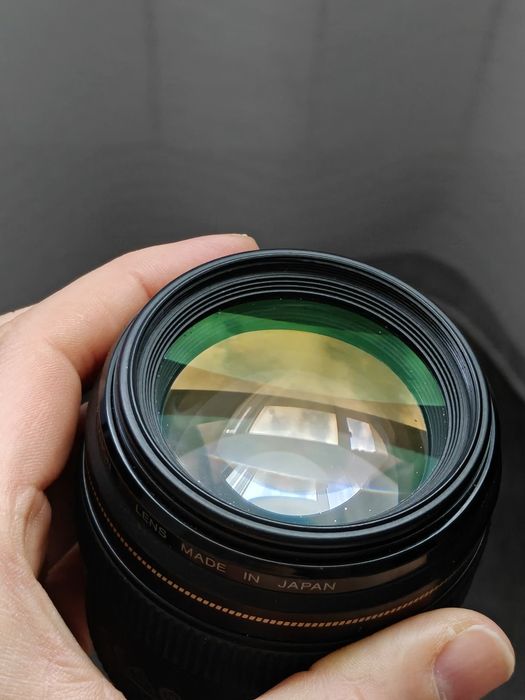 Canon  85 1.8 mm