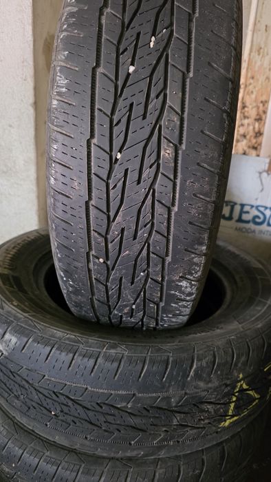 Vand 4 cauciucuri 215 65 R16 continental