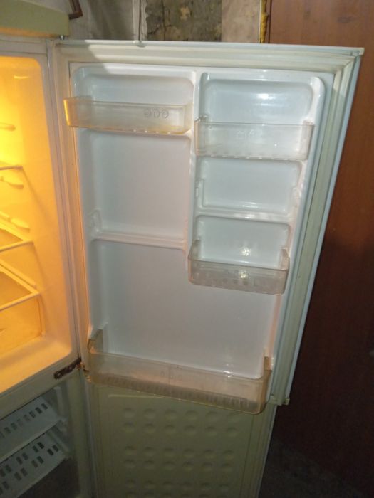 Холодильник LG продам