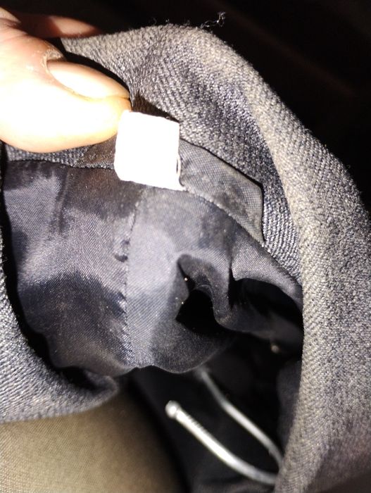 Три броя дамски костюма