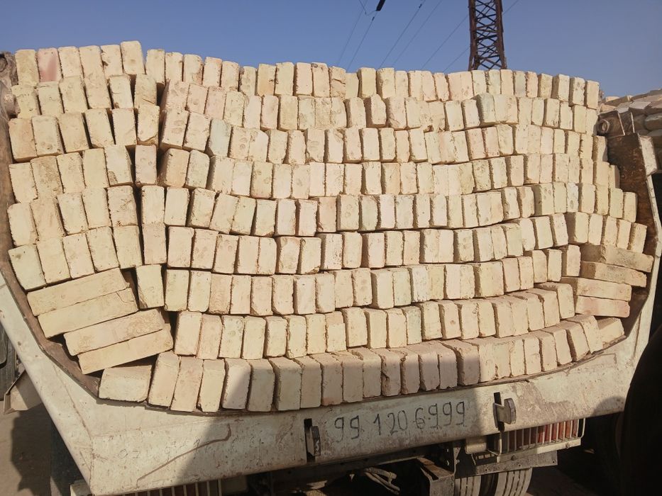 Pishgan gisht sotiladi