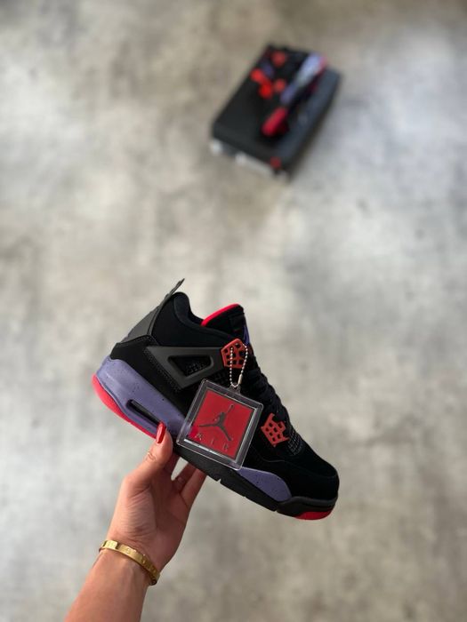 Air Jordan 4 Retro Raptors Drake OVO