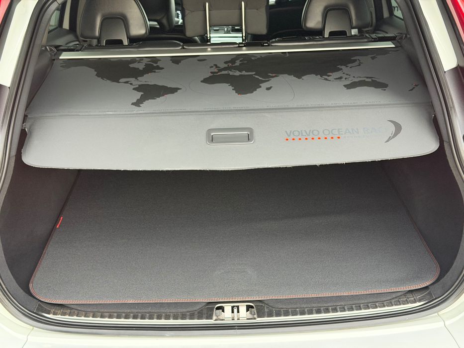Volvo XC60/ Ocean Race/  AWD/ 2.4 190 cp/ Garantie 12 Luni/ Rate fixe avans 0%