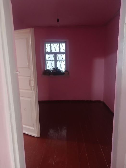 Продаётся дом в Сырдарье. В доме 4 комнаты, баня, кухня отдельно.