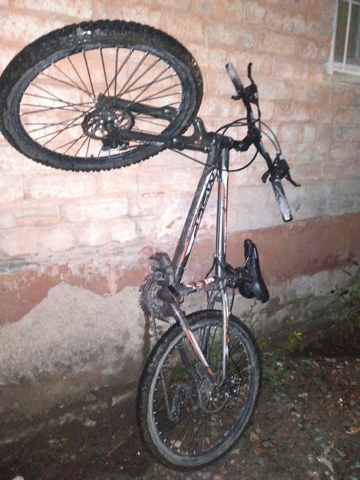 Продам велик среднего сост