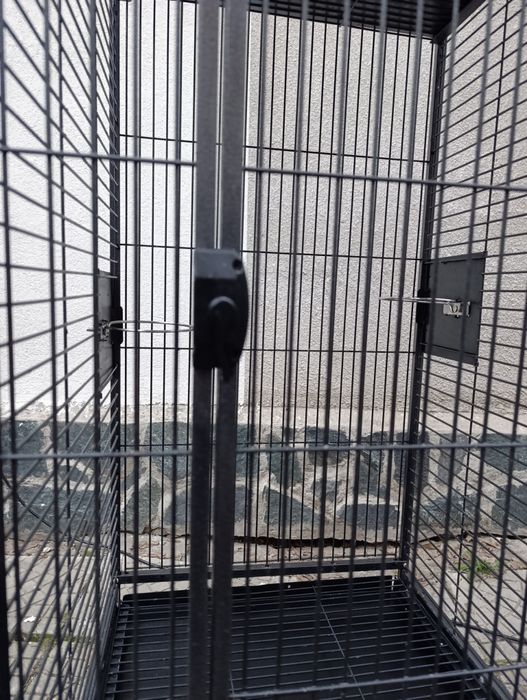 Клетка /Волиера/зa среден папагал