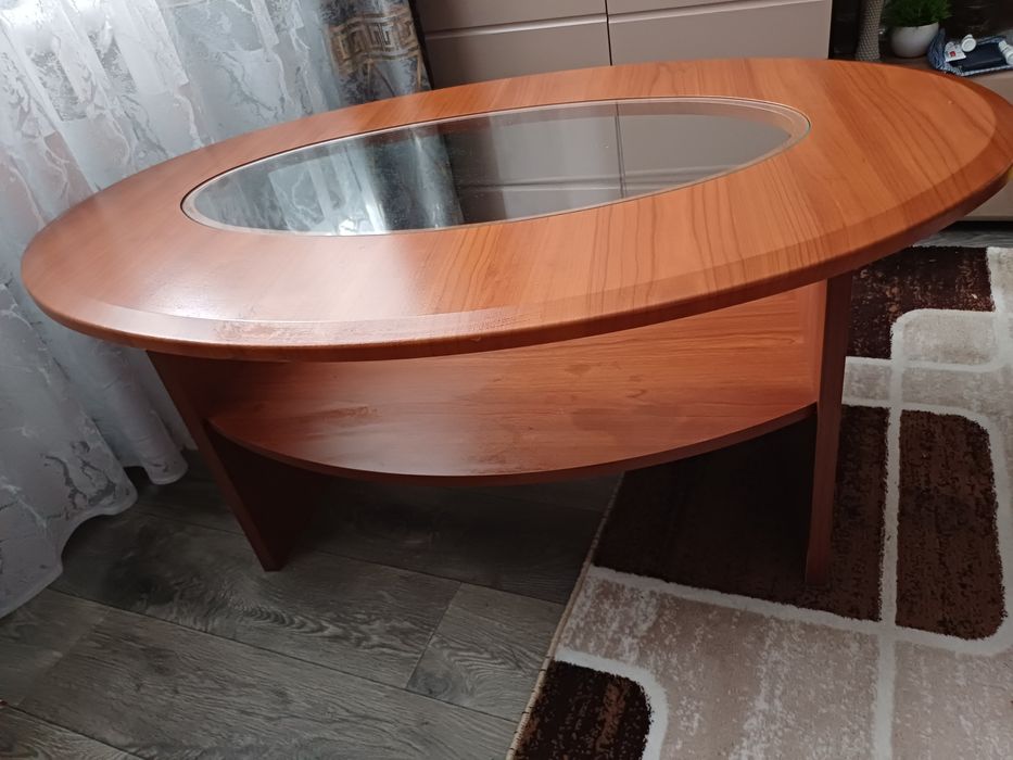 Продам журнальный столик