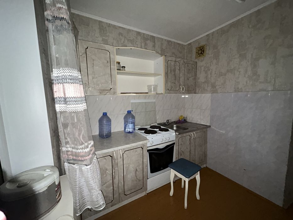 Продам 1 комн.кв гост. Муканова 41