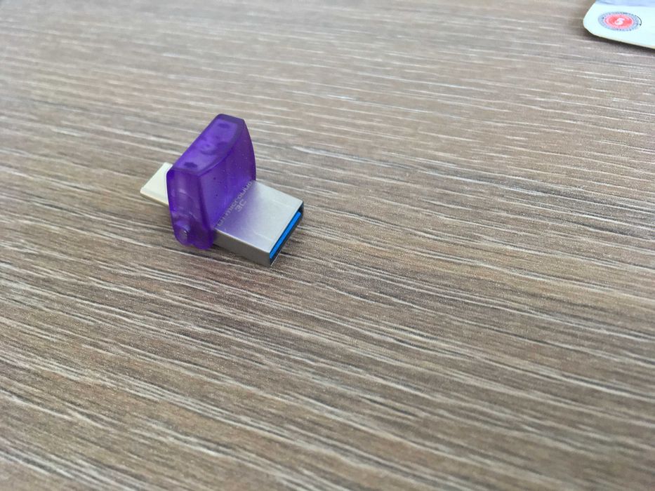 stick 64 gb memorie usb 3 si C Kingston Microduo 3C nou garantie 5 ani