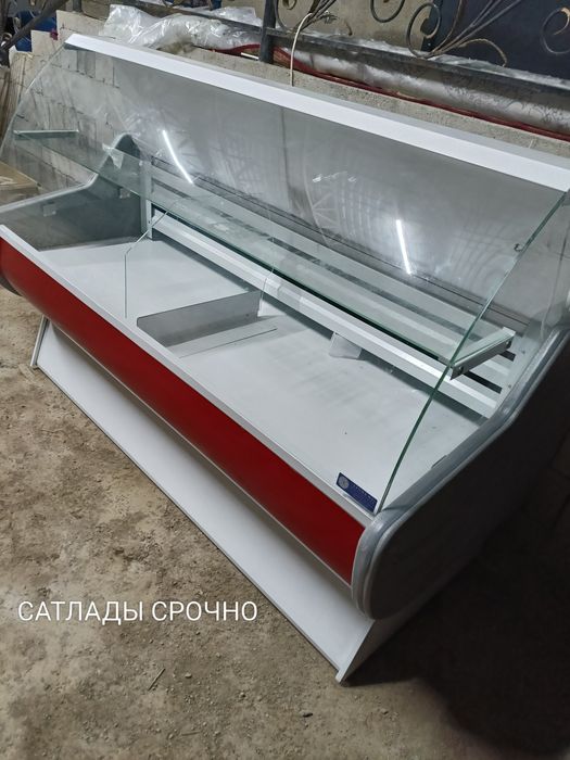 Витеринний Холодильник