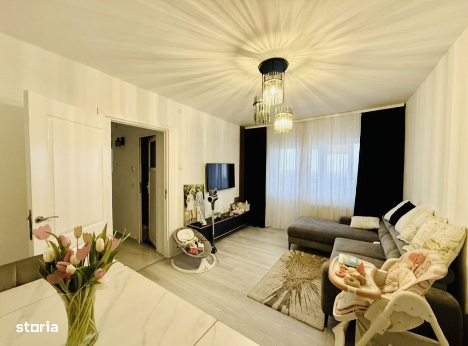 Apartament decomandat, renovat, 2 cam + balcon, bloc izolat, zona buna