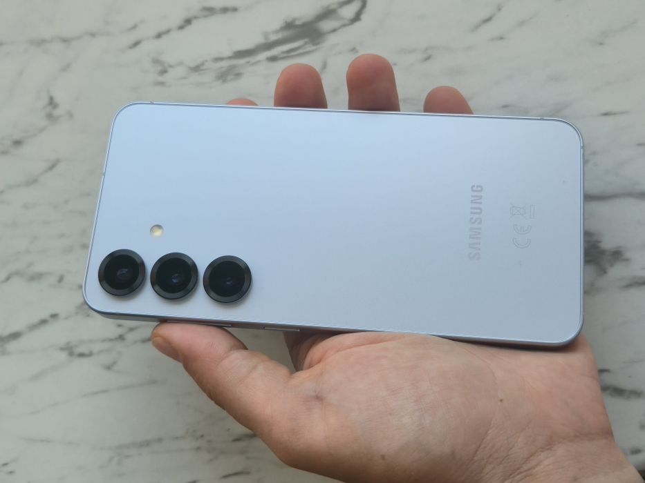 Vand Samsung S25 Knox